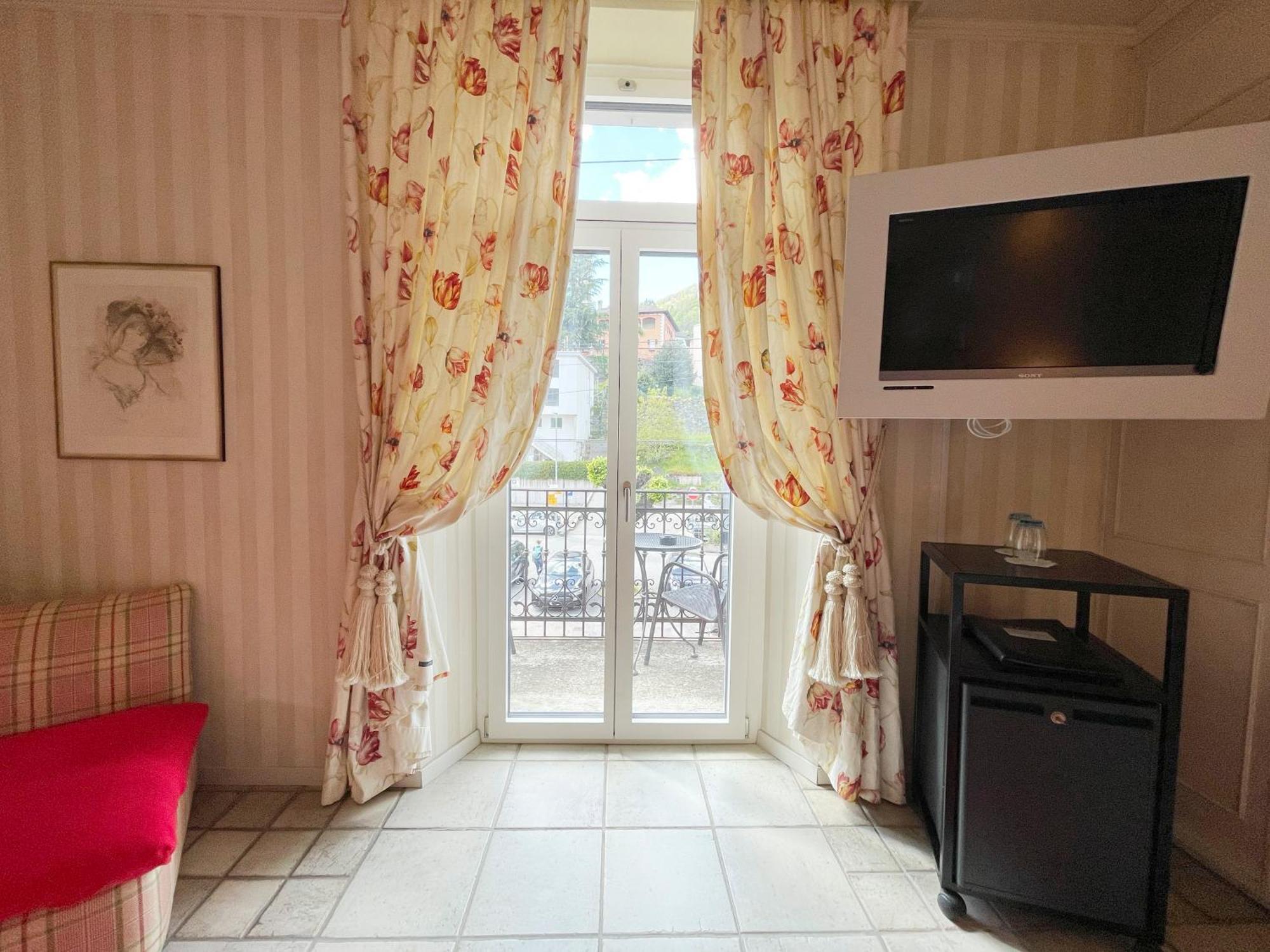 Ristorante Della Stazione Da Yanelo Bed & Breakfast Intragna Dış mekan fotoğraf